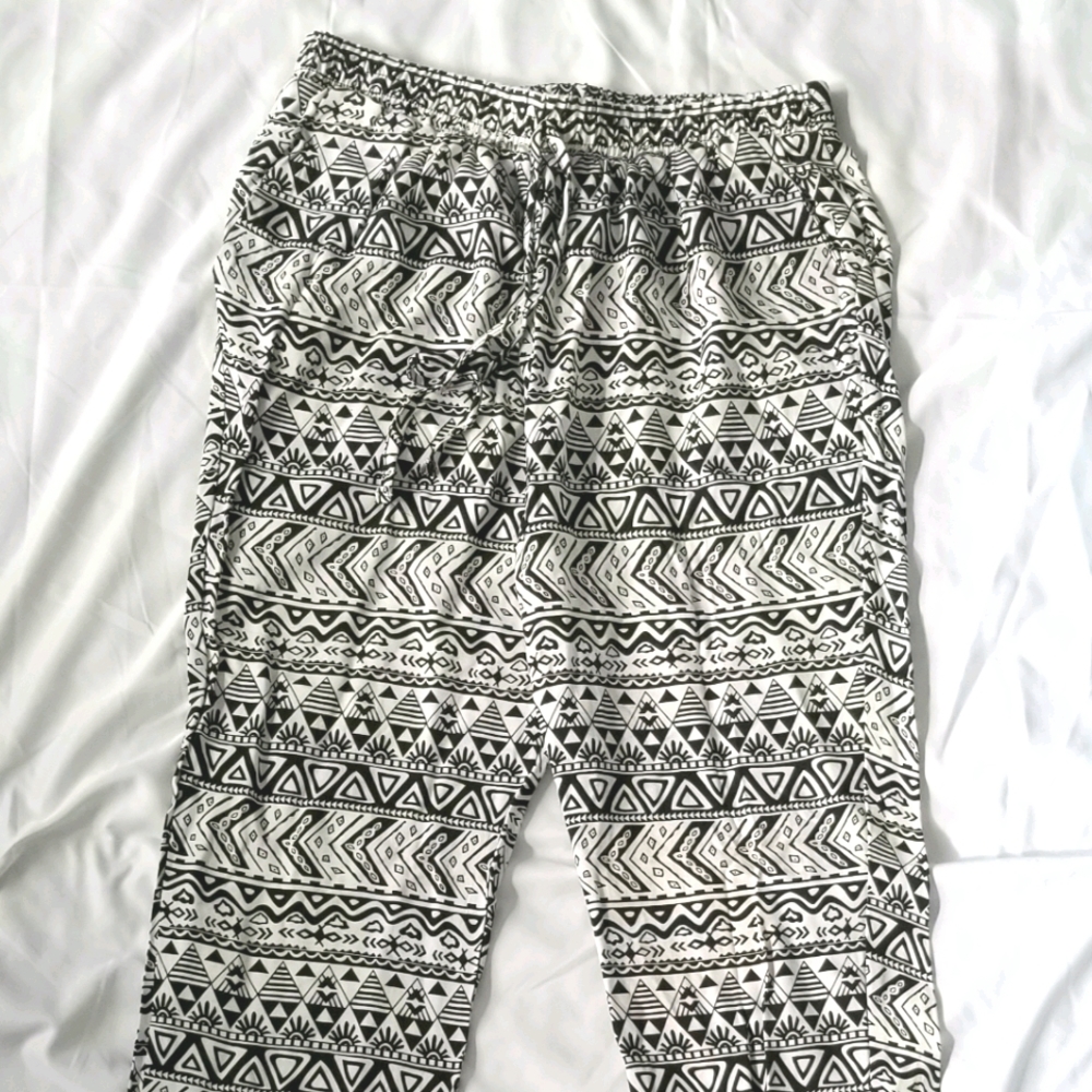 Women's Geometric Print Lounge Pants